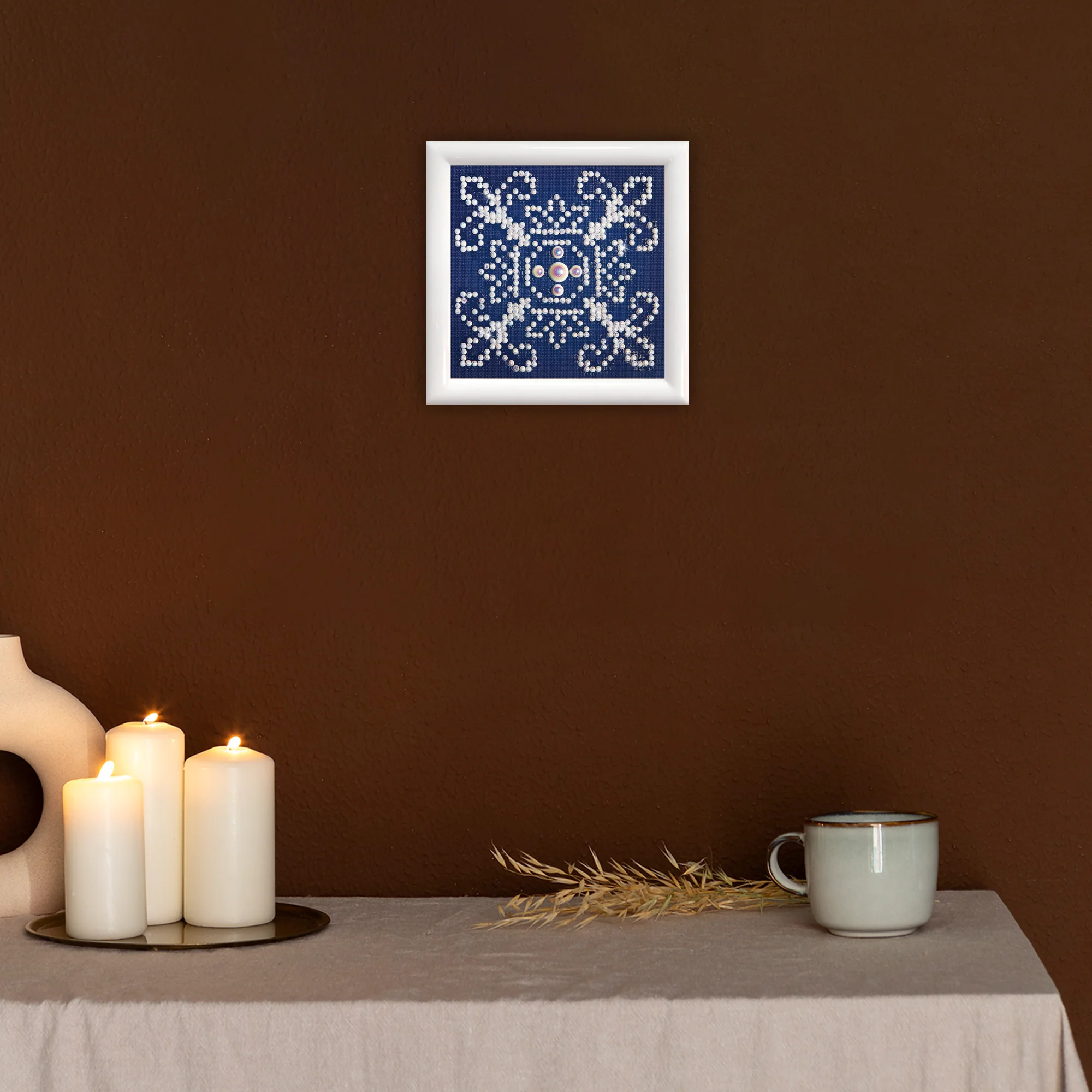 Diamond Dotz White on Blue with Frame - 4.0" x 4.0" - Image 4