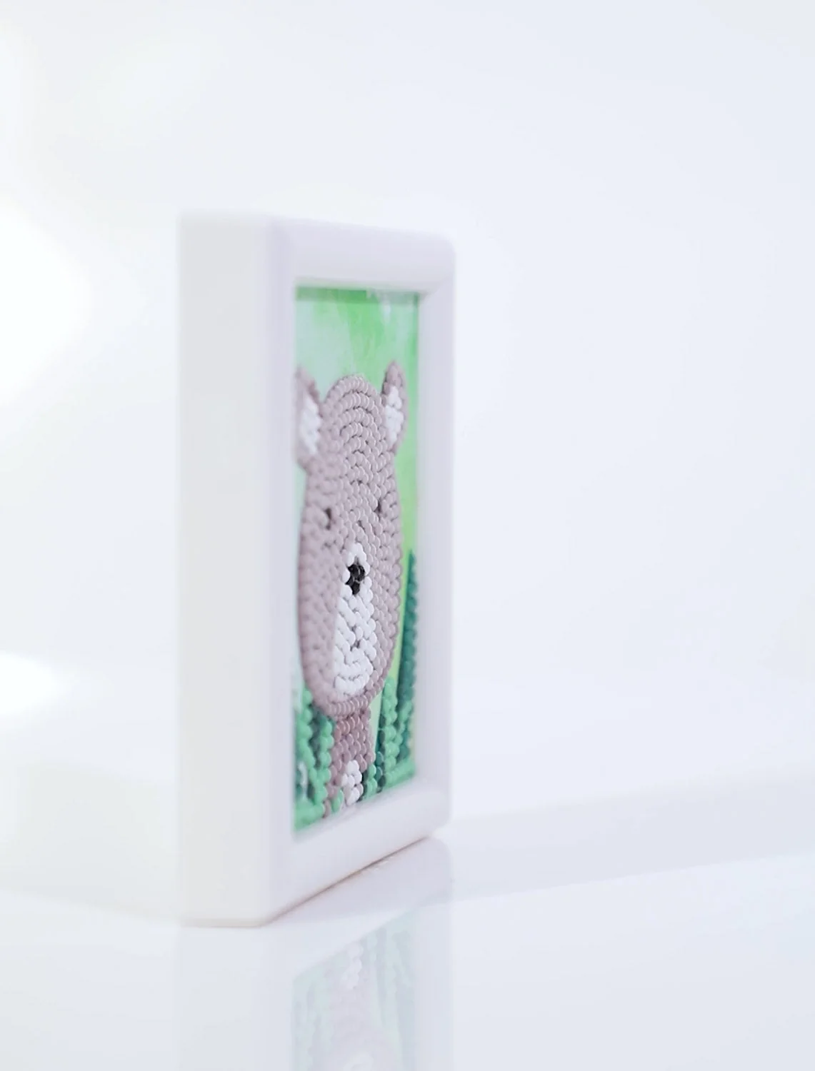Diamond Dotz Woodland Bear Framed Kit - 4.0" x 4.0" - Image 6